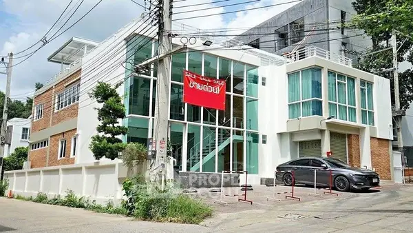 image_rental-30287374