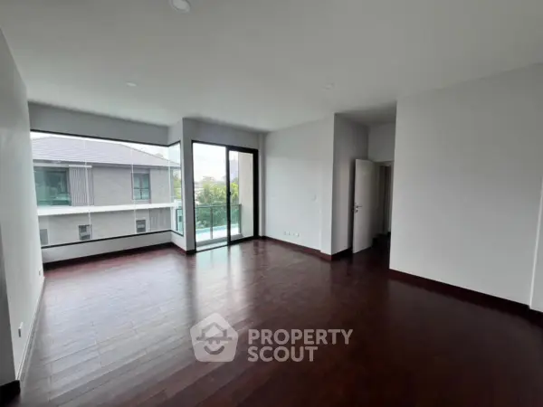 image_rental-30740135