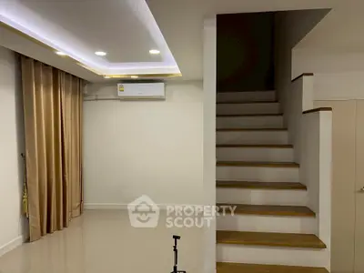 image_rental-27731706