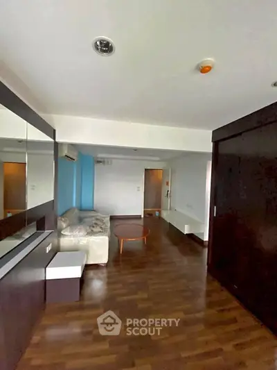 image_rental-26794565