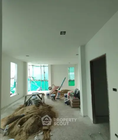 Screenshot 2567-12-30 at 20.59.51.jpg