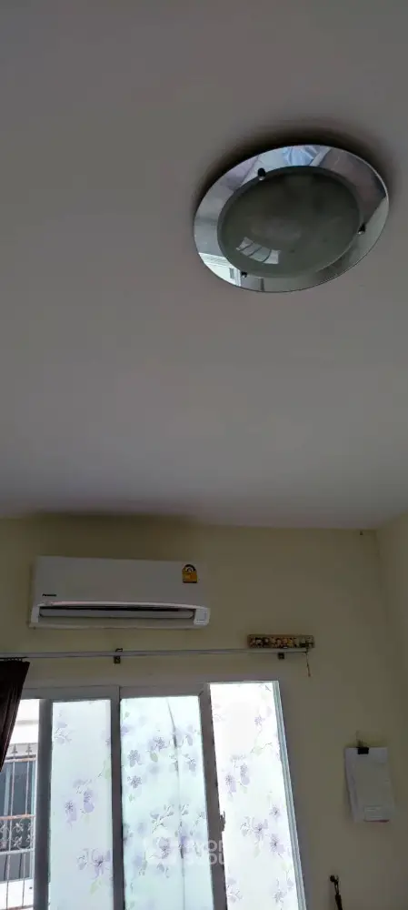 image_rental-6482271