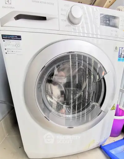  1 Bedroom Condo at Downtown 49 Sukhumvit-4