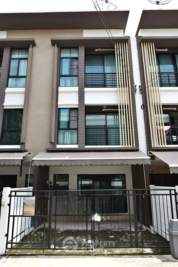 image_rental-27515494