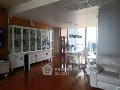 image_rental-29866561