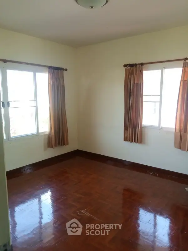 image_rental-16753712