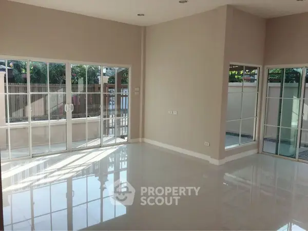 image_rental-11285163