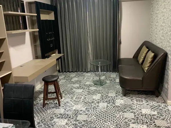 image_rental-31451463