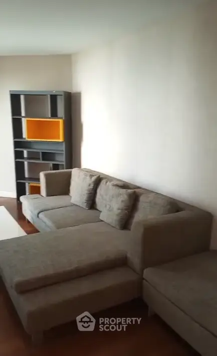 image_rental-29560954