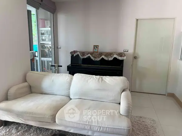 image_rental-31621833