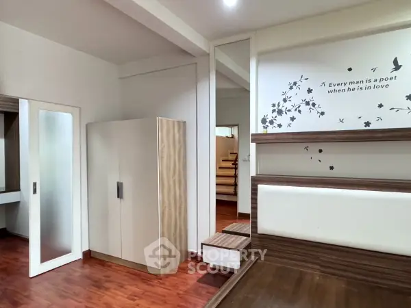 image_rental-24581205