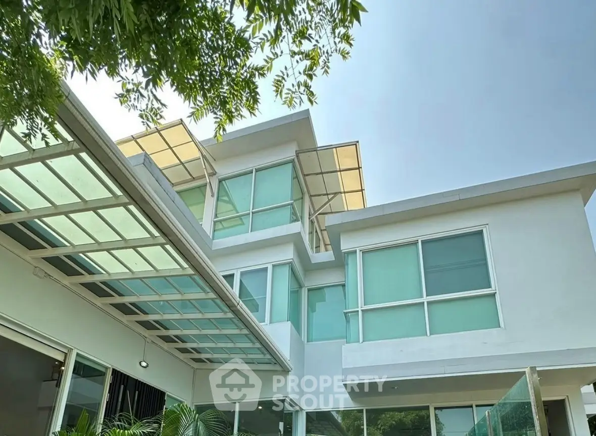 Screenshot 2569-04-22 at 16.53.15.jpg