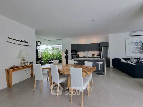 image_rental-8723089