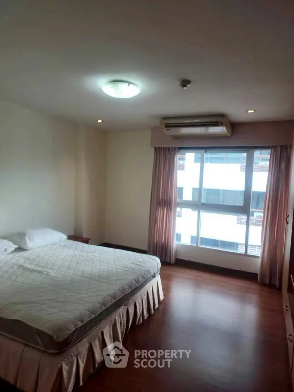 image_rental-27860762