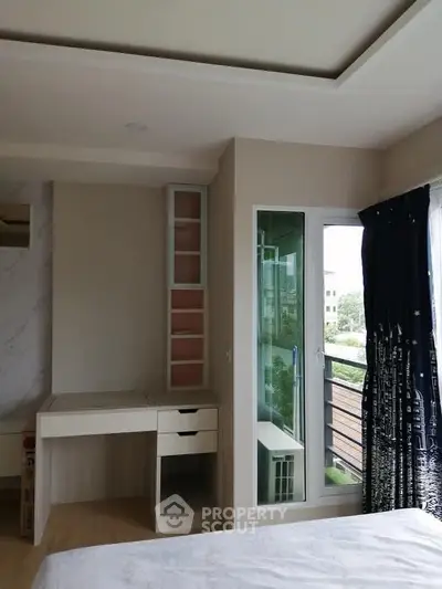 1 Bedroom Condo at Humble Living Suppalerk รัชดา สุทธิสาร-8