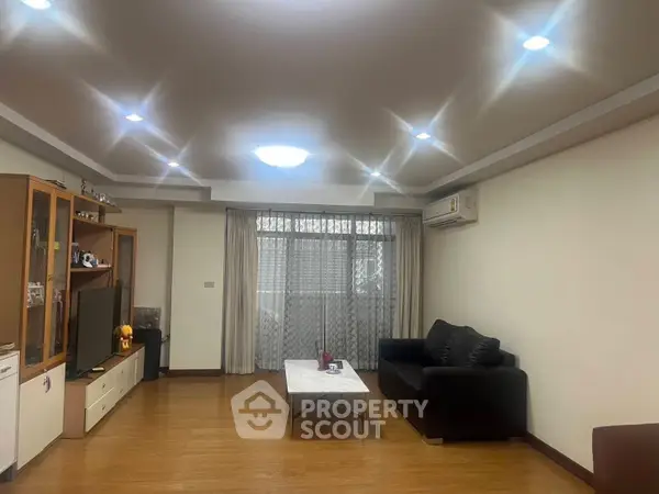 image_rental-28248544