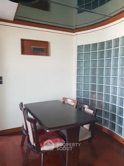  2 Bedrooms Condo at Jc Tower Thorglor 25-2