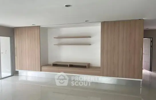 image_rental-9330950