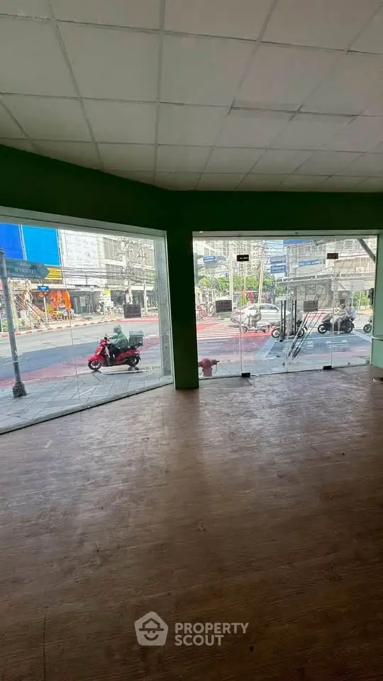 image_rental-27640046