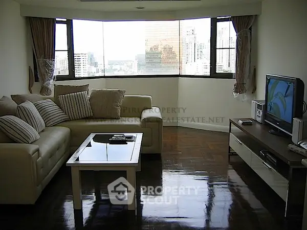 image_rental-5254780