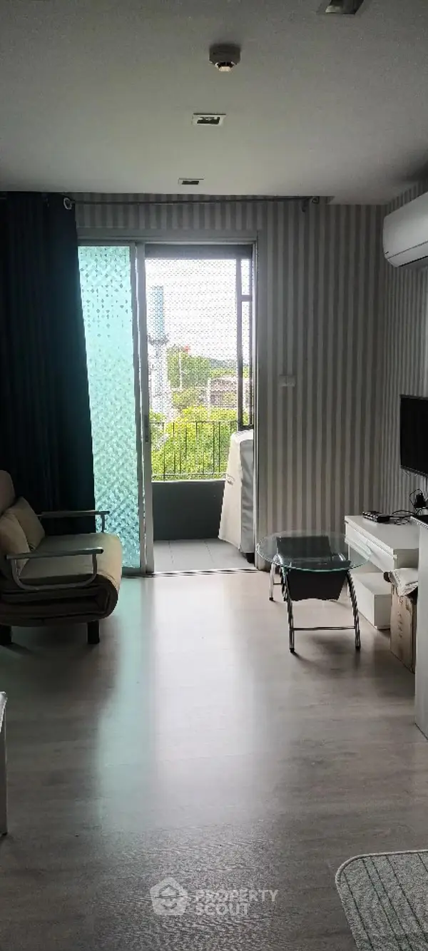 image_rental-12533360