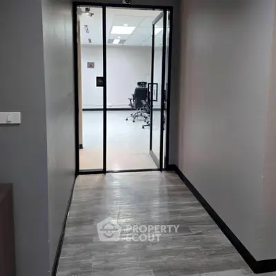 Screenshot 2569-04-19 at 18.27.47.jpg