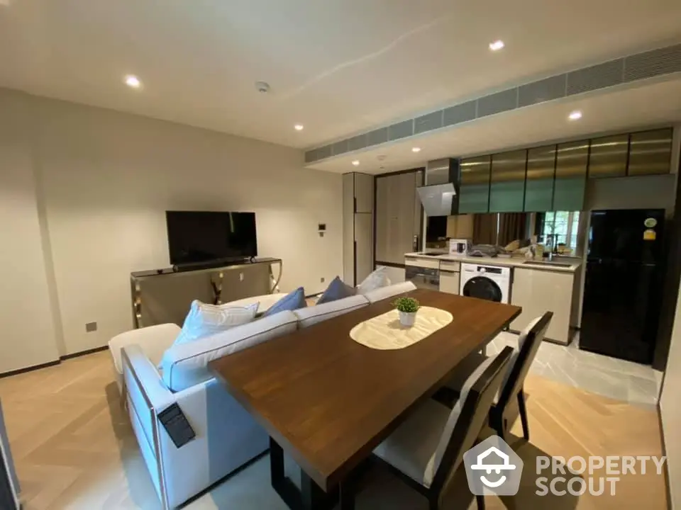  1 Bedroom Condo at The Reserve ทองหล่อ 2-3