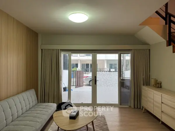 image_rental-31161831