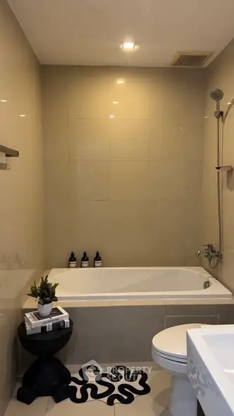 image_rental-28828820