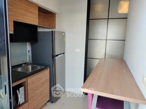 image_rental-7227545