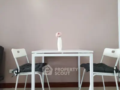 Fully Furnished 1 Bedroom Condo at Ivy Ratchada-3