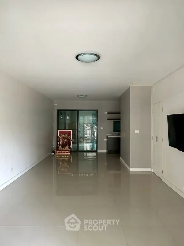 image_rental-28004574