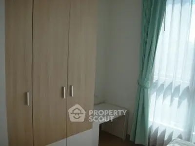  1 Bedroom Condo at Life Ratchada Suthisan-3