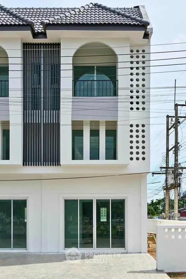 image_rental-28320652