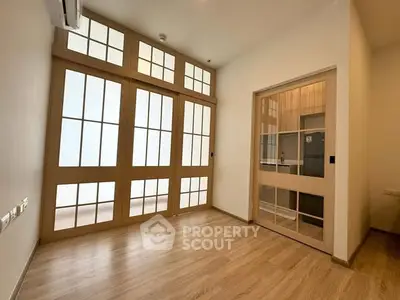 image_rental-26972245