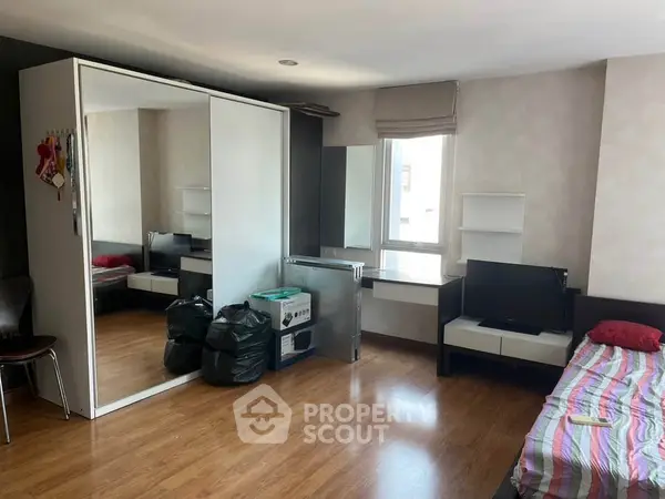 image_rental-29633820