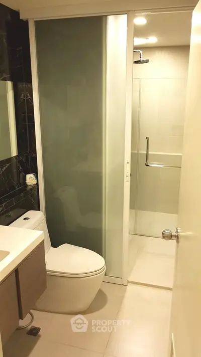 1 Bedroom Condo at Tree Condo Ekamai-5