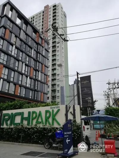  1 Bedroom Condo at Rich Park Triple Station-3