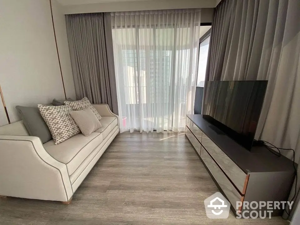  2 Bedrooms Condo at Ideo Mobi Asoke-8