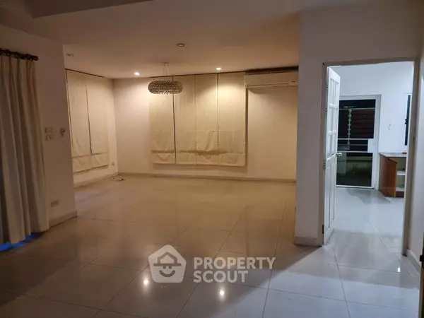 image_rental-14118294