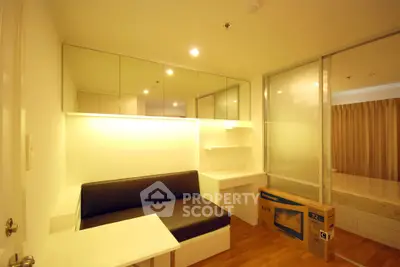  1 Bedroom Condo at Lumpini Place Ratchayothin-2