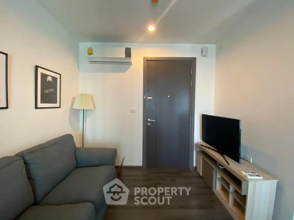 Fully Furnished 1 Bedroom Condo at The Base Park East Sukhumvit 77-1