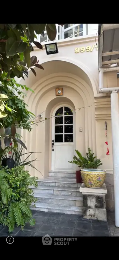 image_rental-27911097