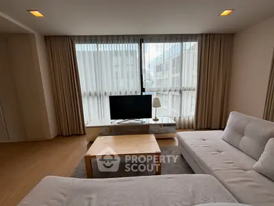 S__4948009_0.jpg