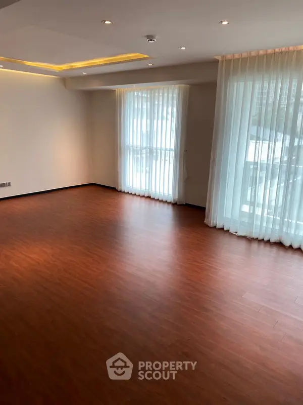 image_rental-13286552