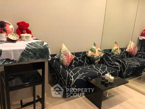 image_rental-7572386