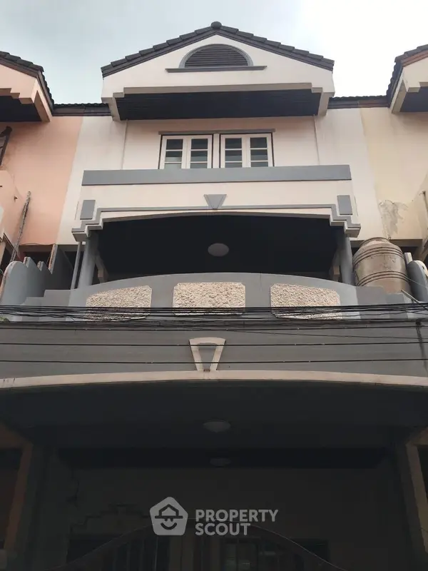 image_rental-27116695