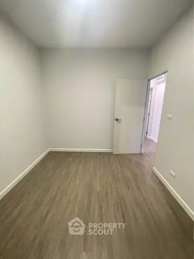1852607-1-Photoroom.png