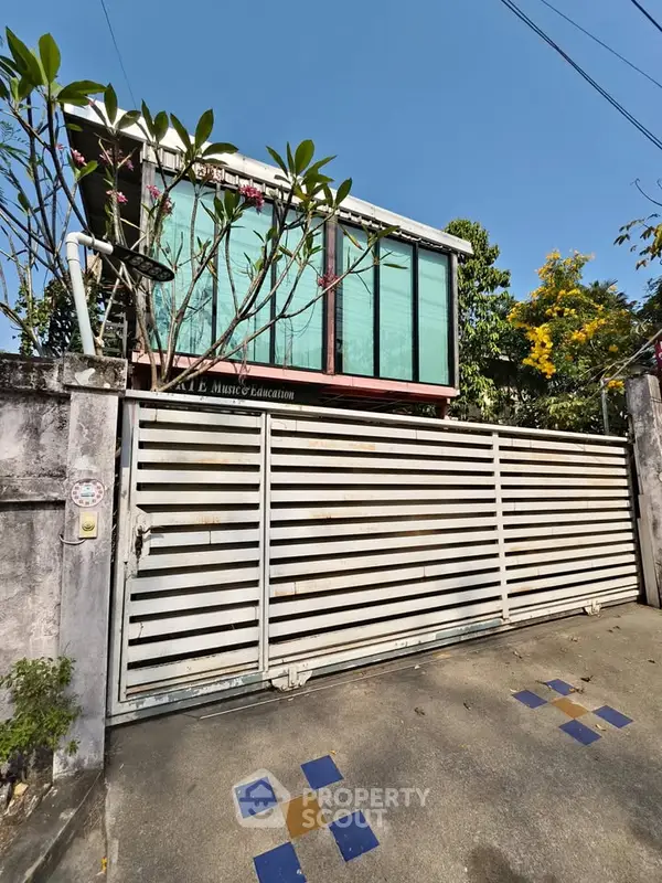 image_rental-30792982