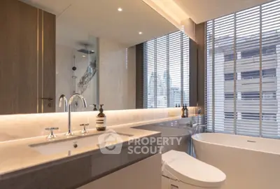 Screenshot 2569-03-05 at 11.58.29.jpg